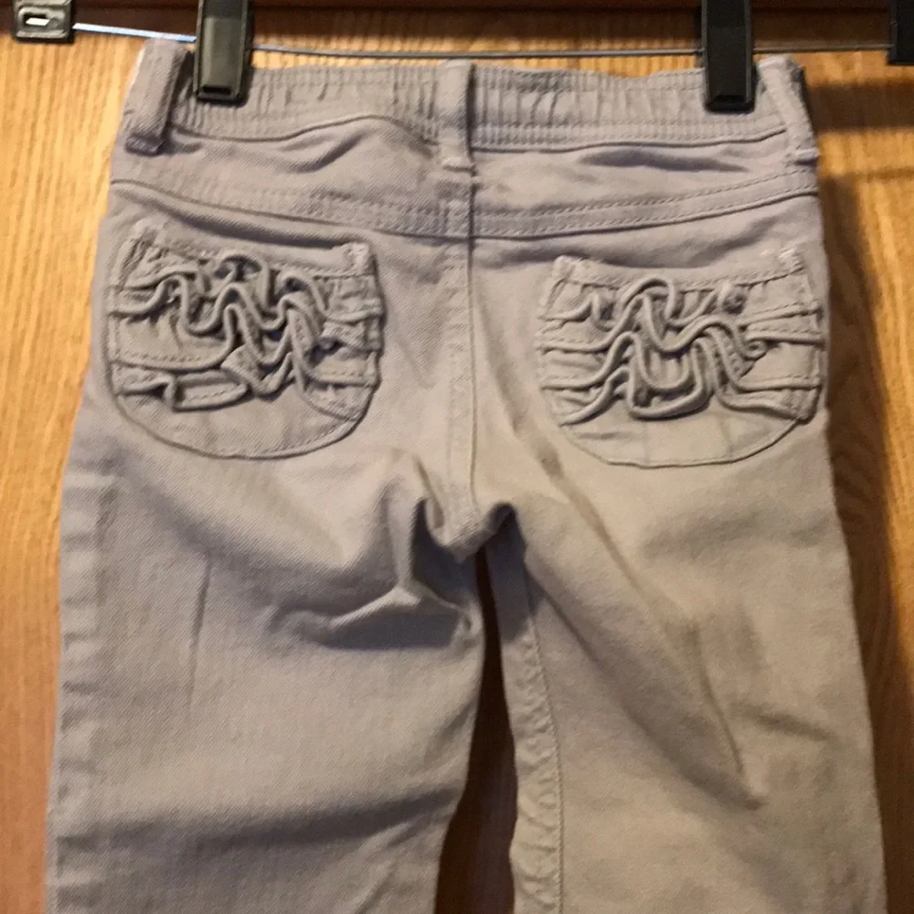 Gymboree 4T Dance Team Gray Cuffed Ruffle Trim Jeans Purple bow waist trim EUC